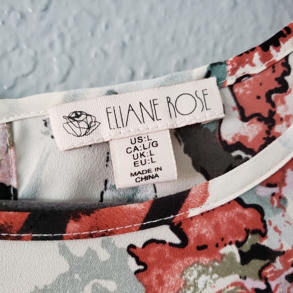 Floral watercolor ruffle sleeve keyhole blouse - Picture 5 of 6